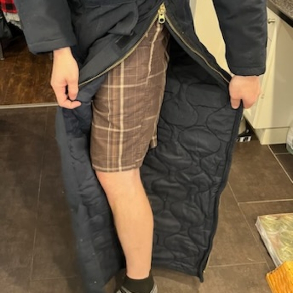 Insulated Full body Coveralls Size Large - Picture 7 of 9